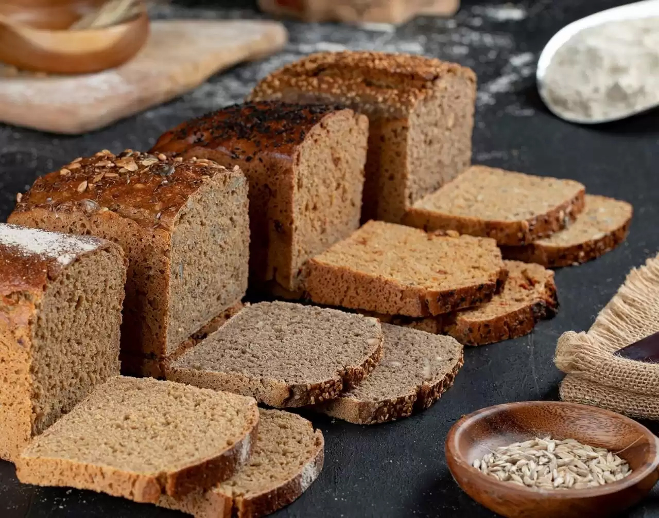 Ekşi Mayalı Siyez Ekmeği